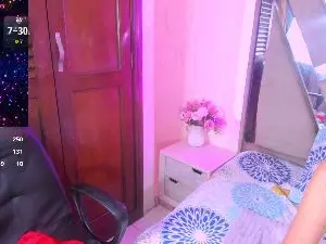 Cam4 Live Porn of casey_lorens