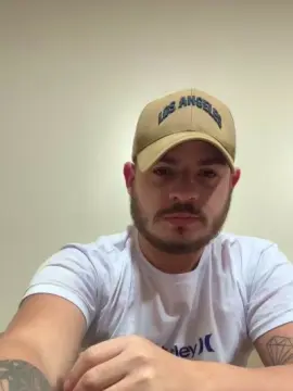 Cam4 Live Porn of victorhneves888