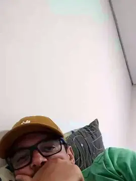 Cam4 Live Porn of Pittgarciaator