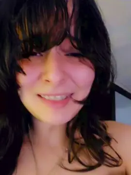 Cam4 Live Porn of Roxannepiggy