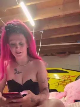 Cam4 Watch Live Sex Cams of wetNwildPim
