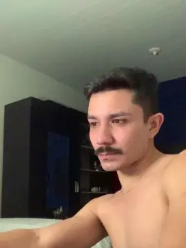 Cam4 Live Sex of Valent29