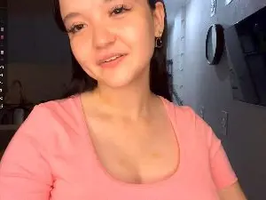 Cam4 Adult Video Chat of LoreeInnes
