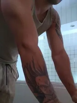 Cam4 Sex Chat of Mirko_sexy96