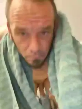 Cam4 Nude Webcam of DatRyanGuy69