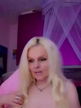Cam4 Free Porn Cam of violette05