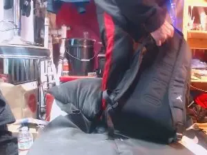 Cam4 Live Sex of CuriousDD69
