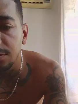 Cam4 Free Live Porn of HotDotadoMore
