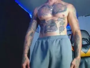 Cam4 Live Sex of Adam_Hudsond