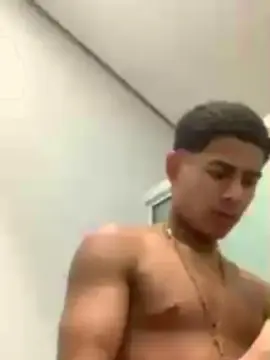 Cam4 Nude Webcam of MARENTO23CMM