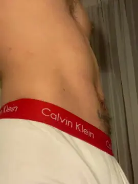 Cam4 Free Live Porn of Reedtwink