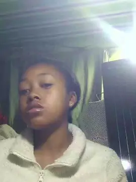 Cam4 Private Sex Chat of Ylina