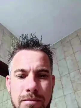 Cam4 Free Porn Cam of danthepiero