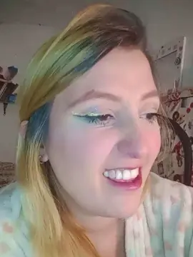 Cam4 Free Live Porn of Mazie07