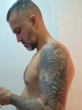 Cam4 Adult Webcam of xxMorenosexx