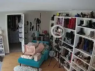 Camsoda Live Sex of voyeurcam-missoliviablack-03