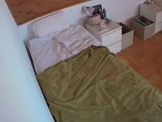 Camsoda Adult Webcam of voyeurcam-julmodels-greybed-1
