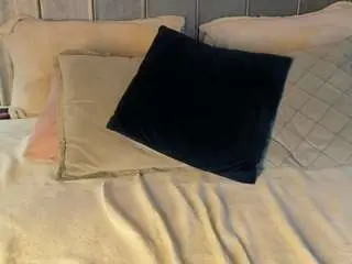 Camsoda Best Webcam of im-valskin