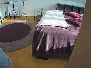 Camsoda Nude Webcam of voyeurcam-julmodels-whitebed-6