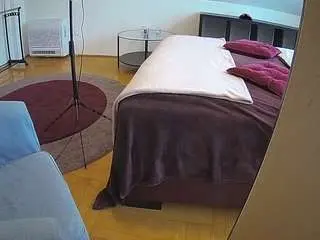 Camsoda Live Sex Cam of voyeurcam-julmodels-whitebed-6