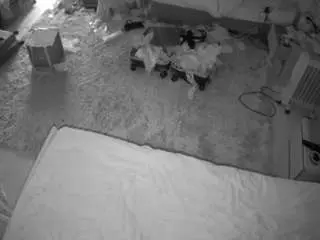 Camsoda Nude Webcam of voyeurcam-julmodels-whitebed-5