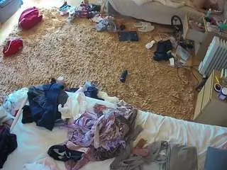 Camsoda Watch Live Sex Cams of voyeurcam-julmodels-whitebed-5