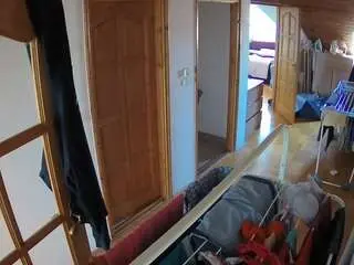 Camsoda Free Porn Cam of voyeurcam-julmodels-hall-2nd