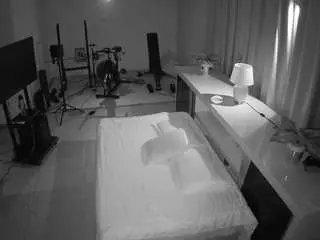 Camsoda Sex Cam of voyeurcam-jb-office-1