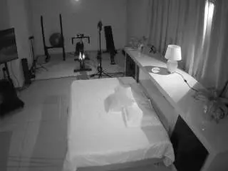 Camsoda Best Webcam of voyeurcam-jb-office-1