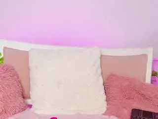 Camsoda Free Live Porn of mia-ssweett1