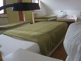 Camsoda Free Porn Cam of voyeurcam-julmodels-bed-2