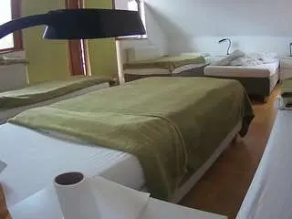 Camsoda Sex Chat of voyeurcam-julmodels-bed-2