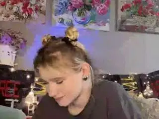 Camsoda Free Porn Cam of clemmieklassen