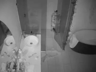 Camsoda Adult Webcams of voyeurcam-casa-salsa-bathroom-6
