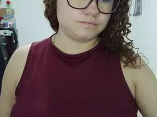 Camsoda Free Porn Cam of curly-greeneyed