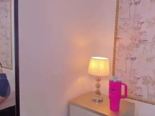 Camsoda Adult Video Chat of mia-collins96