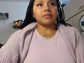 Camsoda Sex Cam of golden1temptation
