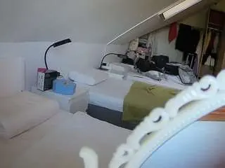 Camsoda Live Porn of voyeurcam-julmodels-bed-4