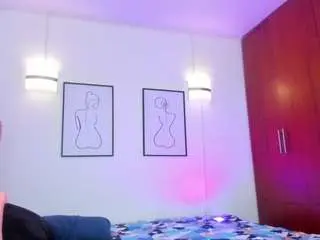 Camsoda Sex Cam of laaura-velez