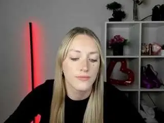Camsoda Adult Webcams of evelynblond