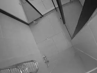 Camsoda Nude Webcam of voyeurcam-jb-shower-2