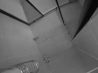 Camsoda Nude Webcam of voyeurcam-jb-shower-2