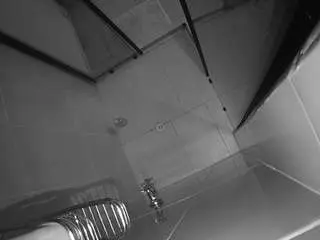 Camsoda Sex Cam of voyeurcam-jb-shower-2