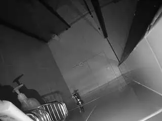 Camsoda Sex Cam of voyeurcam-jb-shower-2