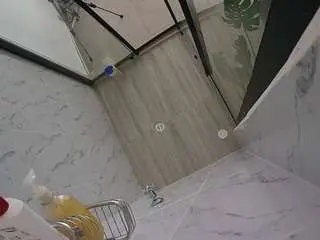 Camsoda Private Sex Chat of voyeurcam-jb-shower-2