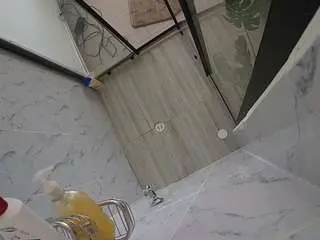Camsoda Private Sex Chat of voyeurcam-jb-shower-2