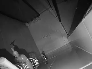 Camsoda Private Sex Chat of voyeurcam-jb-shower-2
