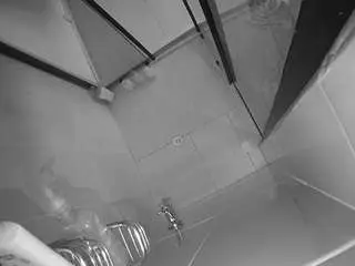 Camsoda Private Sex Chat of voyeurcam-jb-shower-2