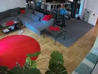 Camsoda Live Sex Cam of voyeurcam-julmodels-living-2