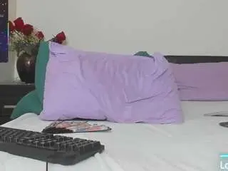 Camsoda Nude Webcam of goldenlunafantasy
